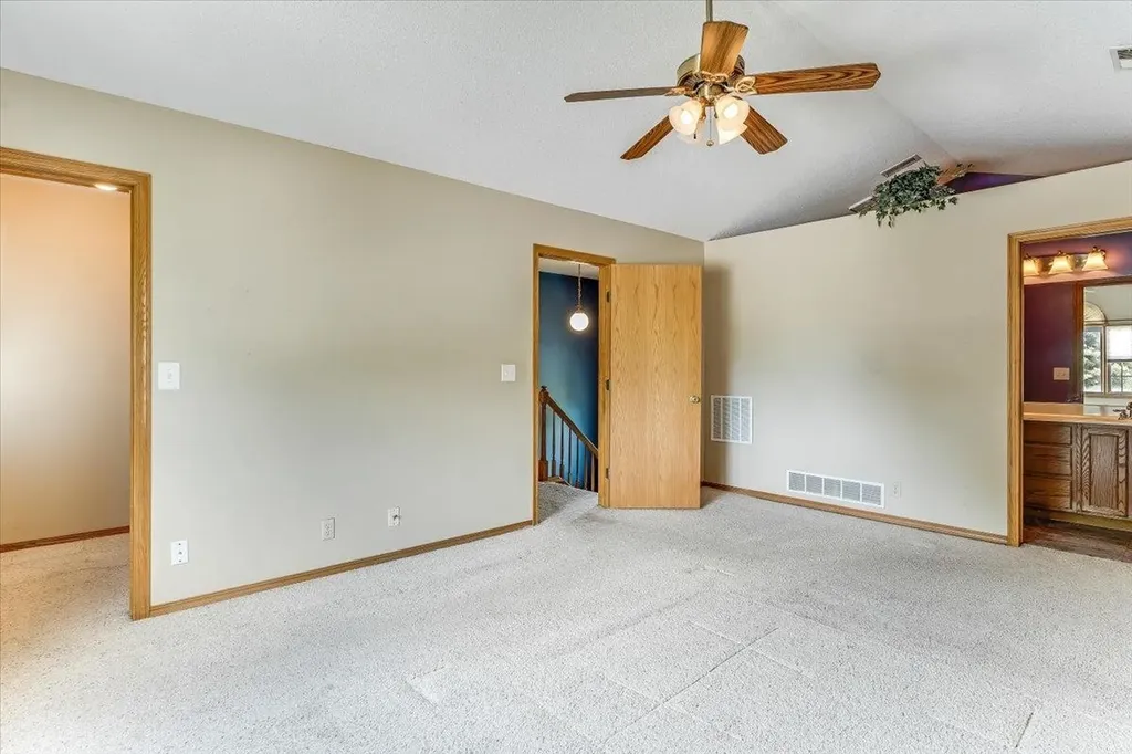 5359 S Stoneborough Street Wichita KS 67217