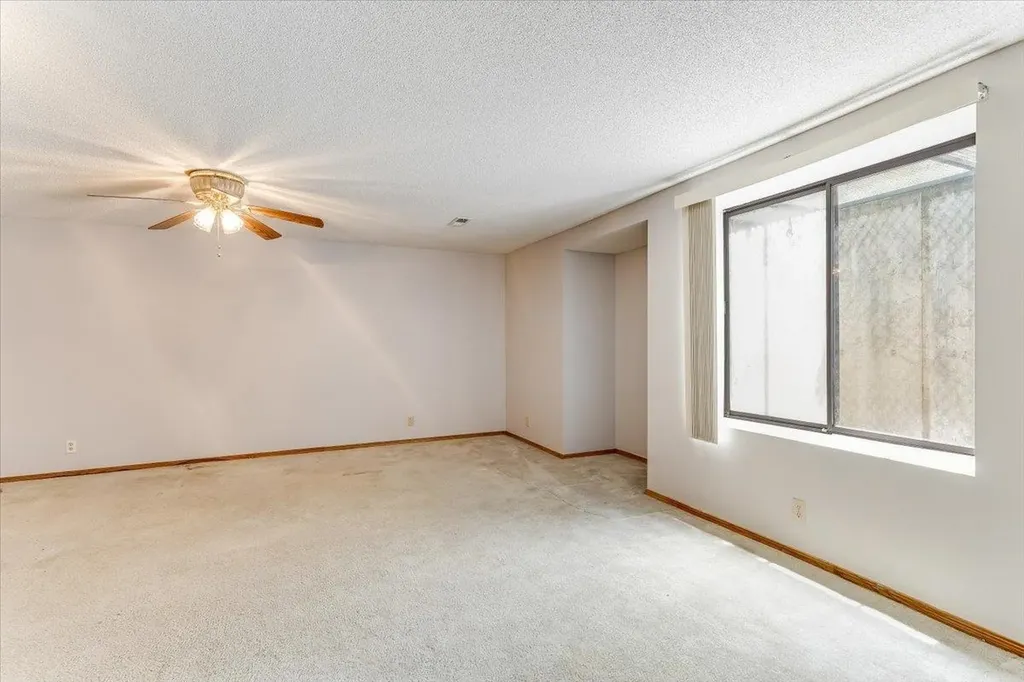 5359 S Stoneborough Street Wichita KS 67217