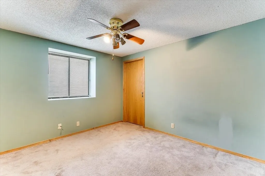 5359 S Stoneborough Street Wichita KS 67217