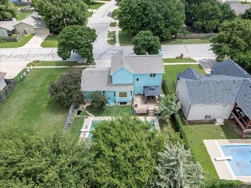 5359 S Stoneborough Street Wichita KS 67217