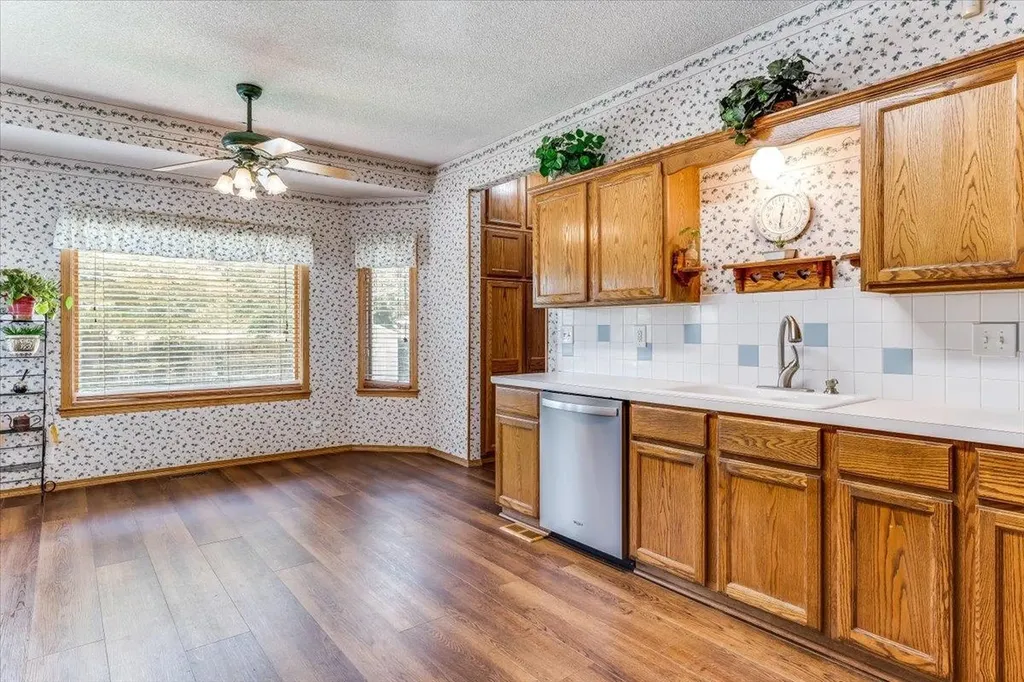 5359 S Stoneborough Street Wichita KS 67217
