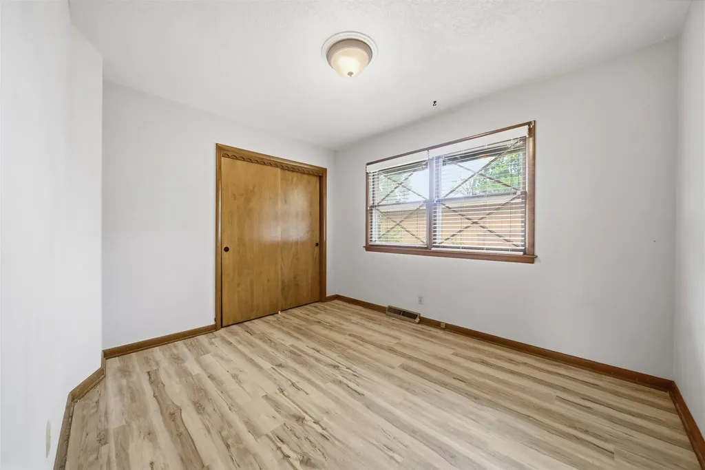 812 N Chipper Lane Wichita KS 67212