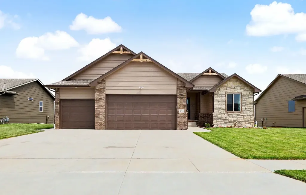2594 Spring Meadows Court Derby KS 67037