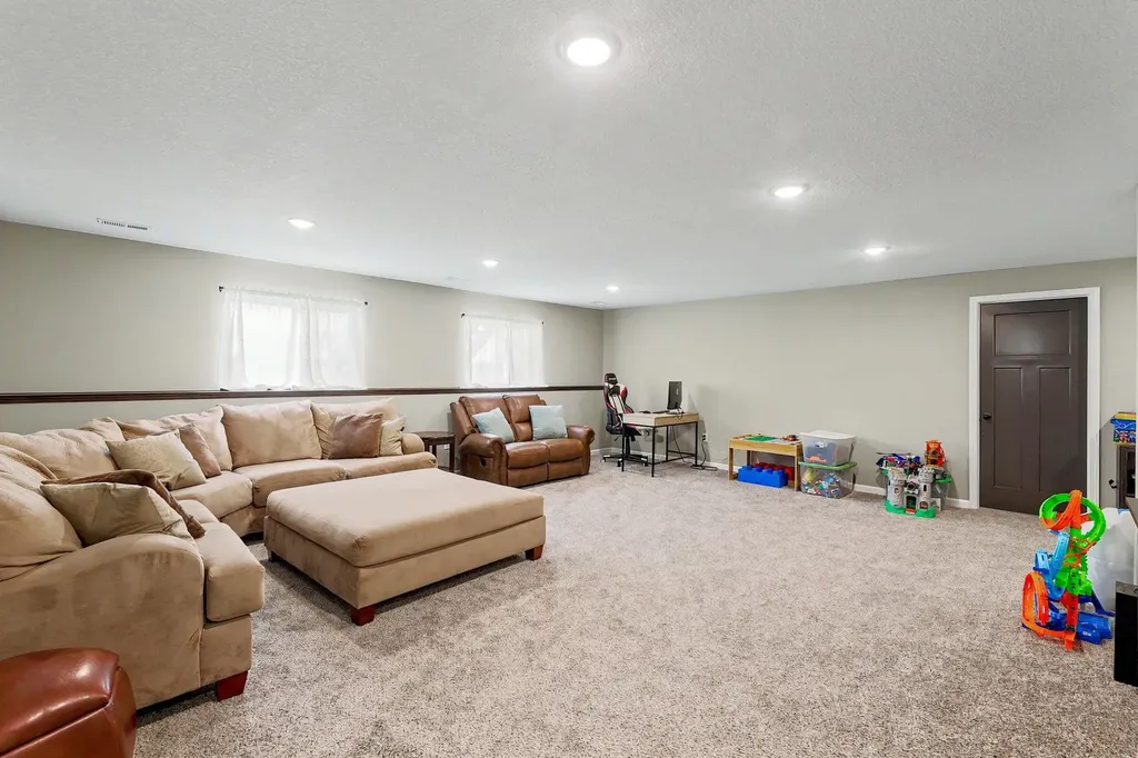 2594 Spring Meadows Court Derby KS 67037
