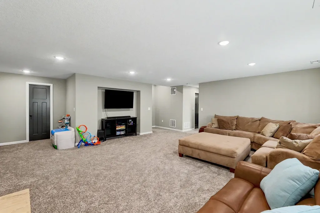2594 Spring Meadows Court Derby KS 67037