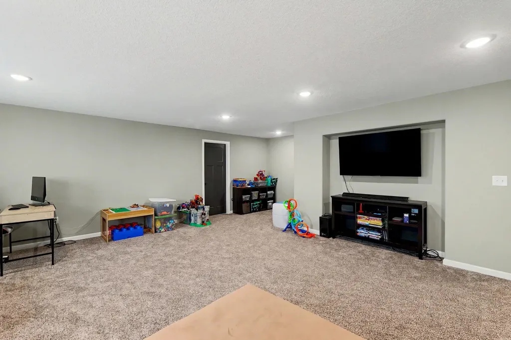 2594 Spring Meadows Court Derby KS 67037