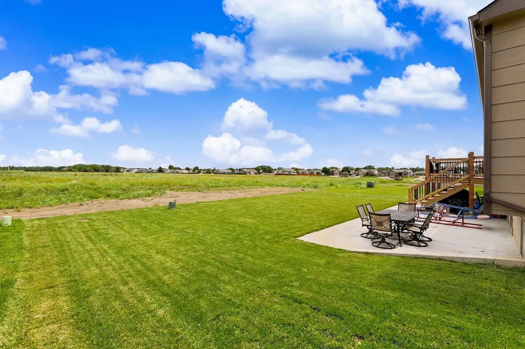 2594 Spring Meadows Court Derby KS 67037