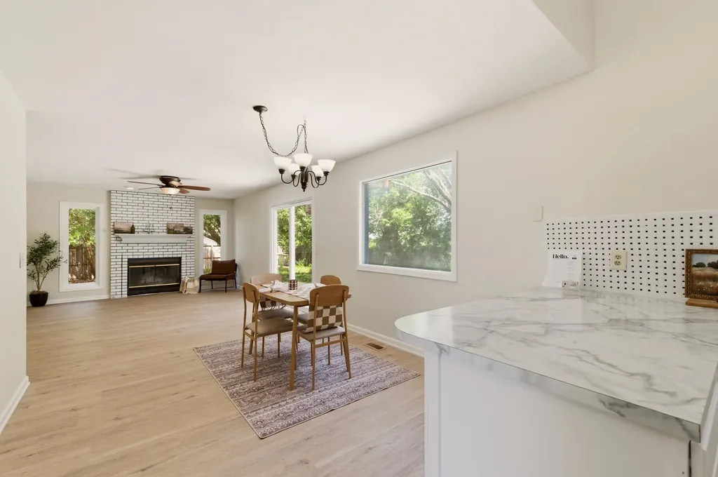 1202 S Stoneybrook Circle Wichita KS 67207