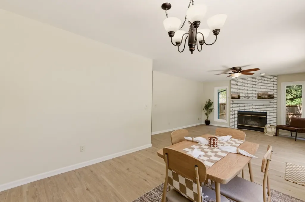 1202 S Stoneybrook Circle Wichita KS 67207