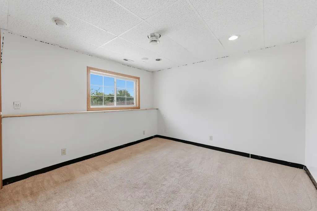 1814 S Goebel Street Wichita KS 67207