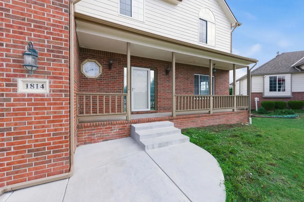 1814 S Goebel Street Wichita KS 67207