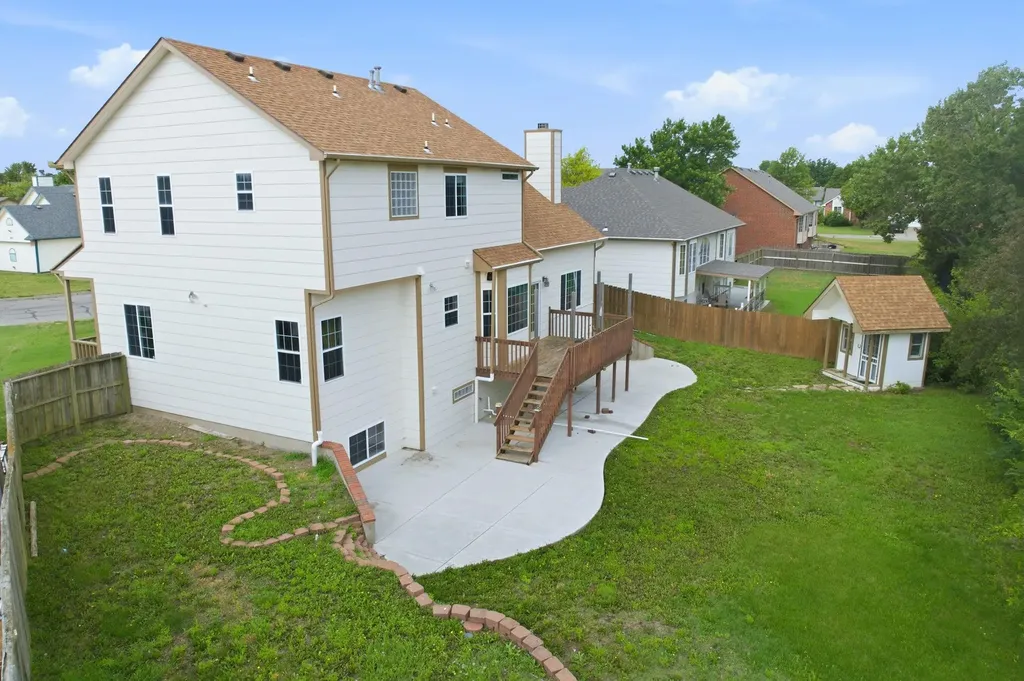 1814 S Goebel Street Wichita KS 67207