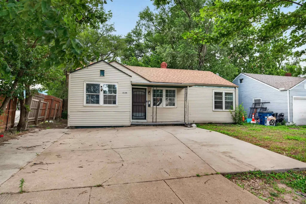 2134 N Minnesota Wichita KS 67214