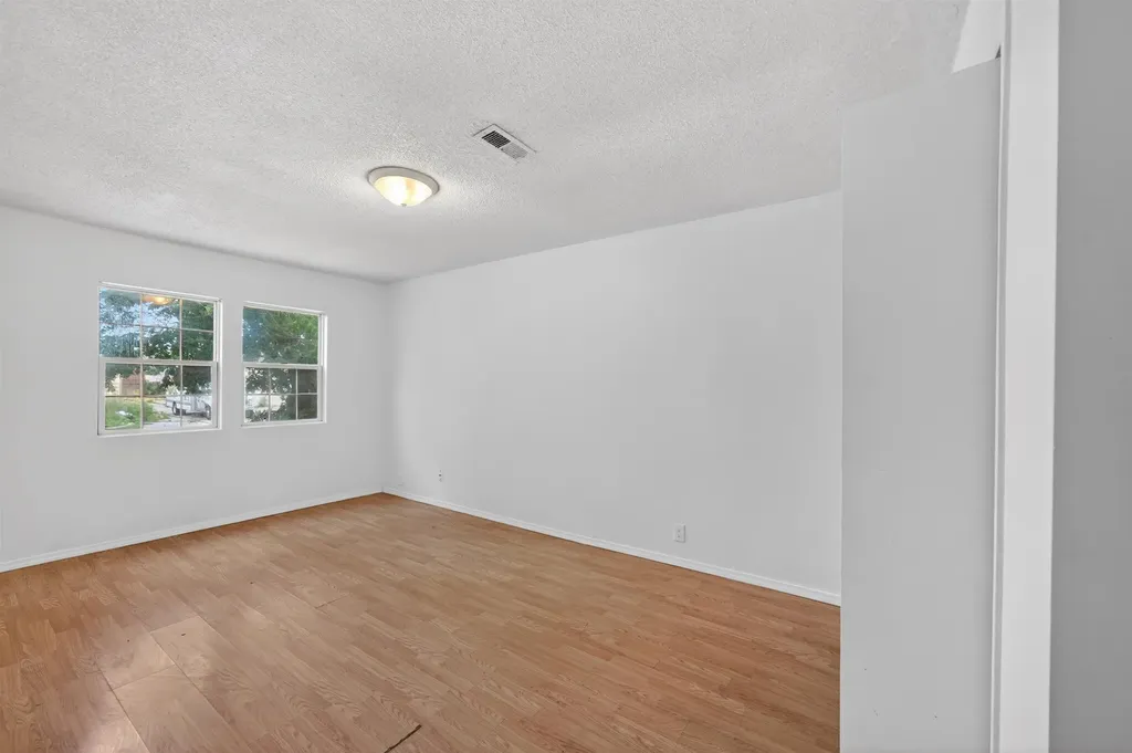 2134 N Minnesota Wichita KS 67214
