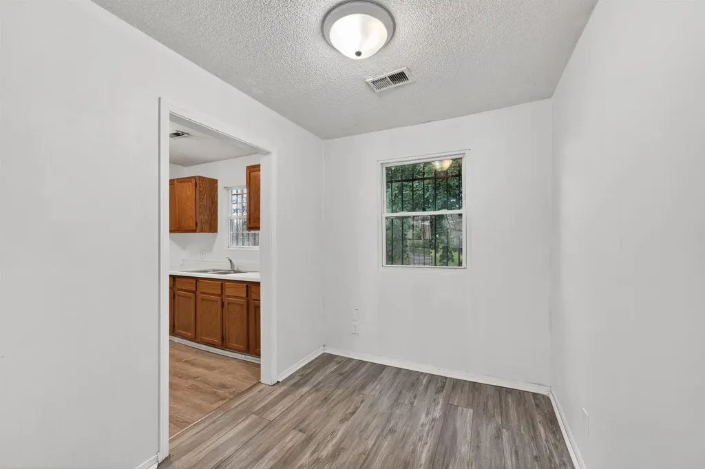 2134 N Minnesota Wichita KS 67214