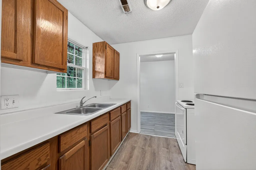 2134 N Minnesota Wichita KS 67214