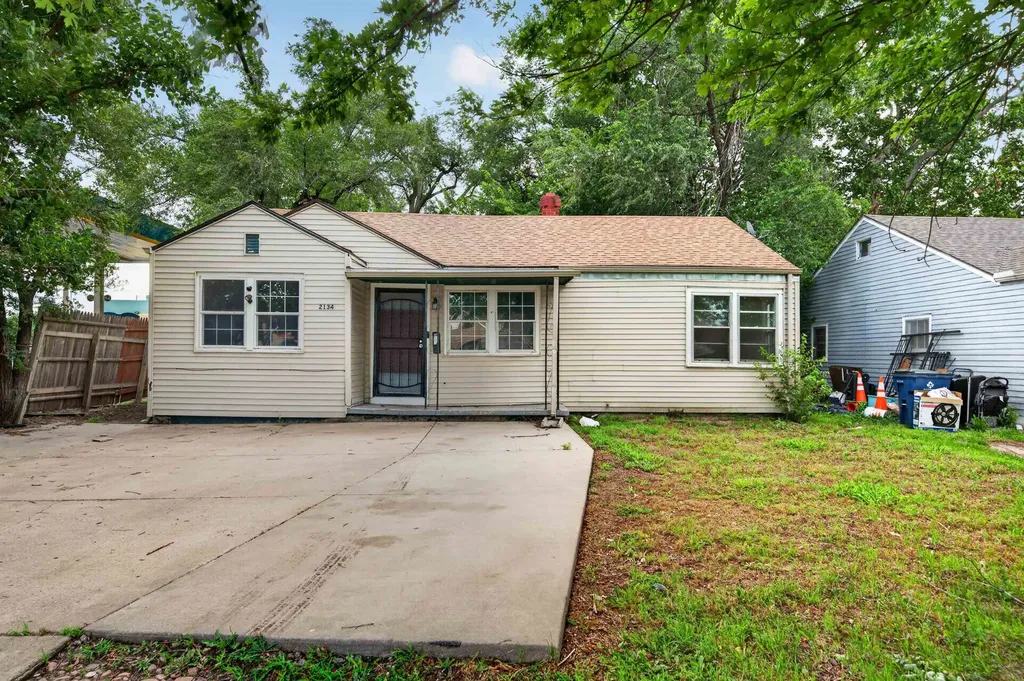 2134 N Minnesota Wichita KS 67214