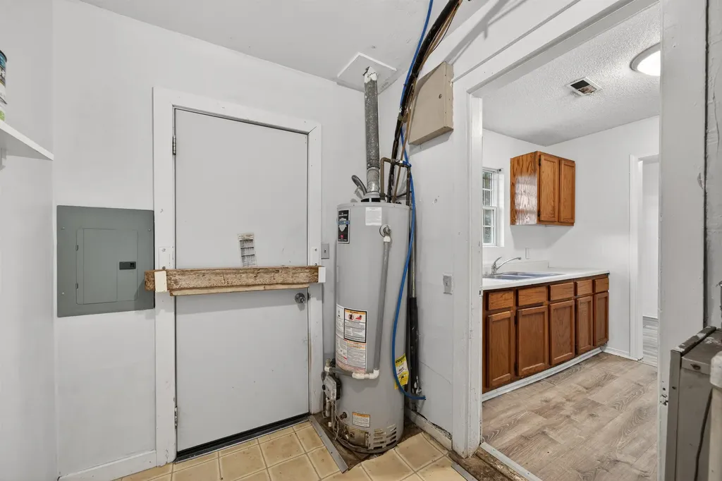 2134 N Minnesota Wichita KS 67214