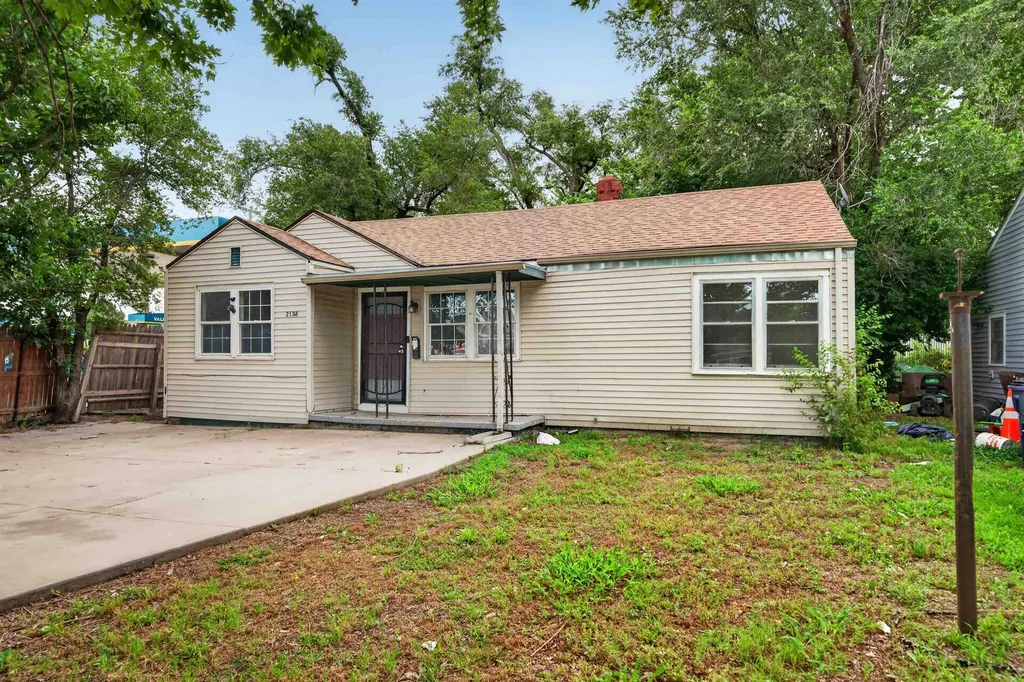 2134 N Minnesota Wichita KS 67214