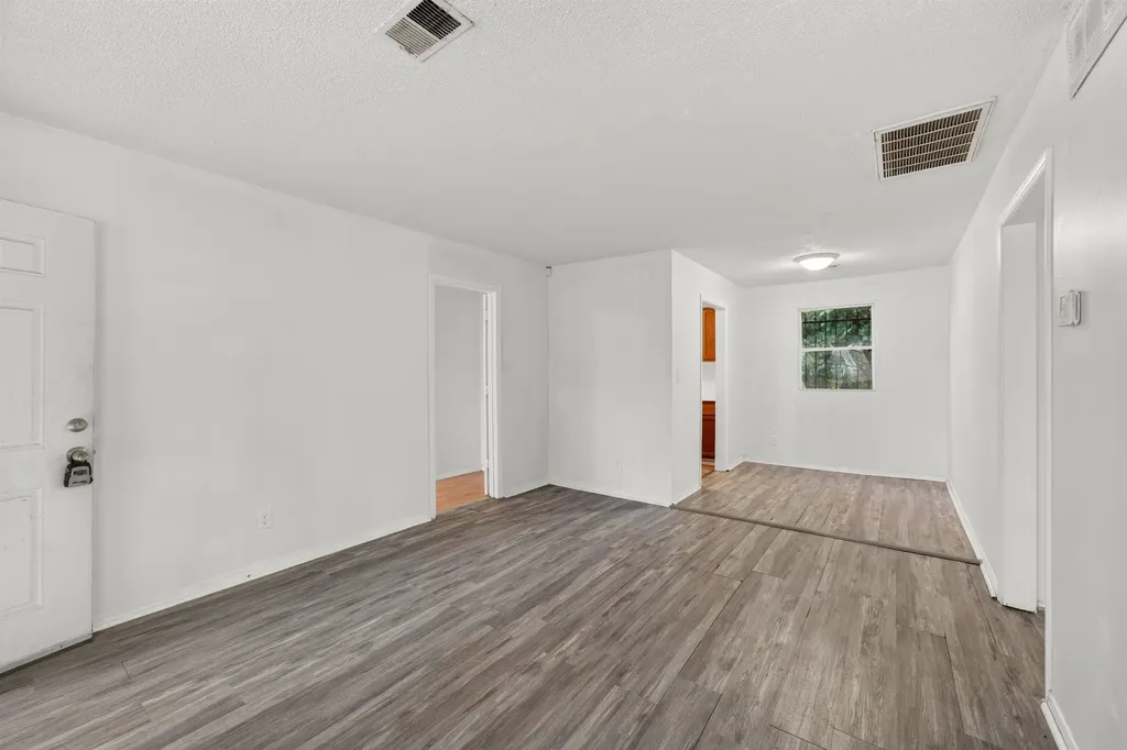 2134 N Minnesota Wichita KS 67214