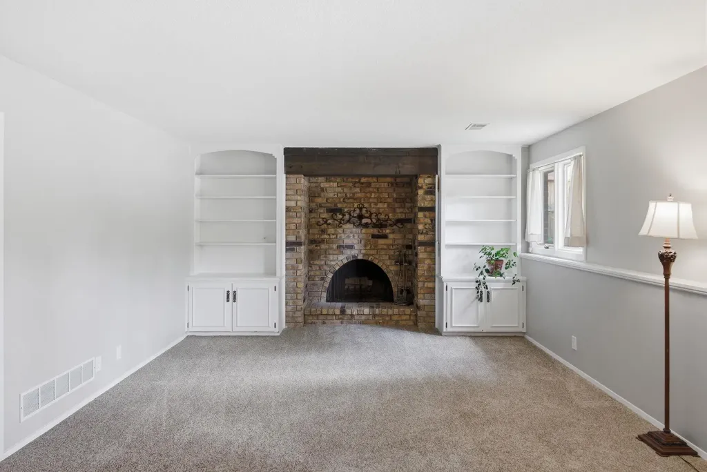 8300 E Brookhollow Wichita KS 67206