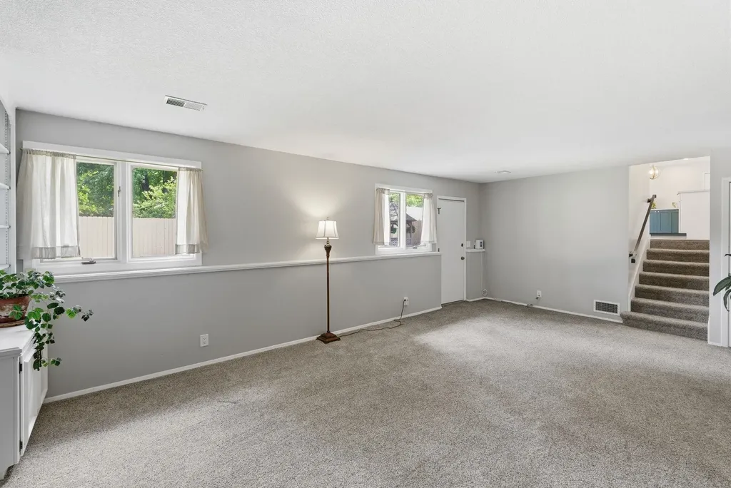 8300 E Brookhollow Wichita KS 67206