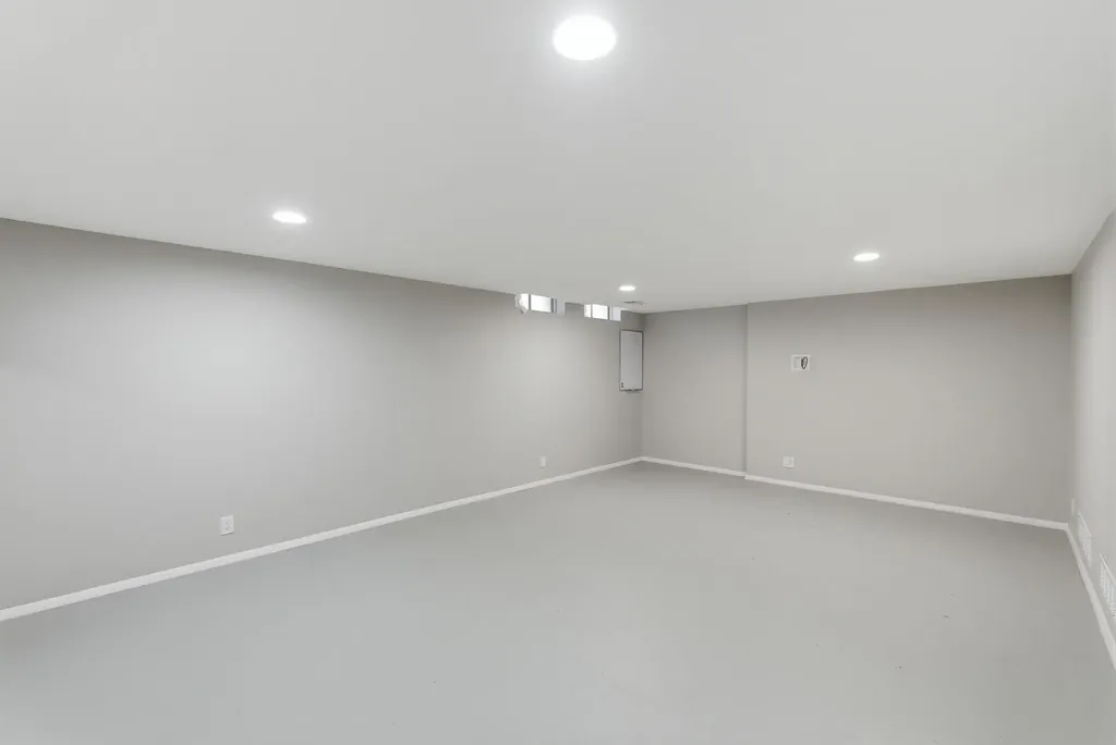 8300 E Brookhollow Wichita KS 67206