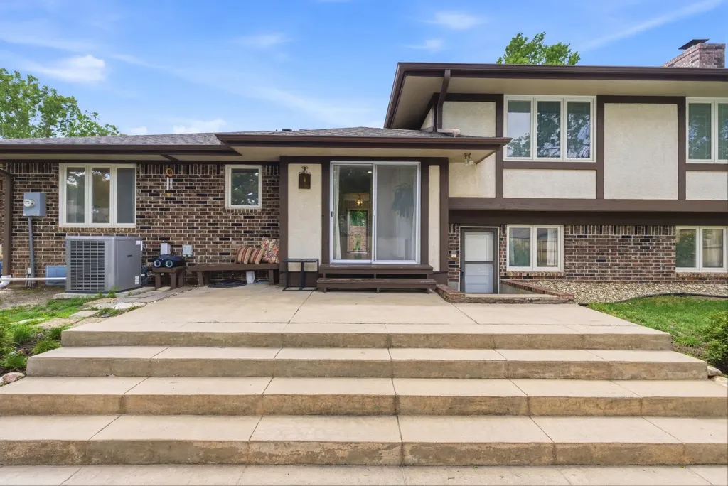 8300 E Brookhollow Wichita KS 67206