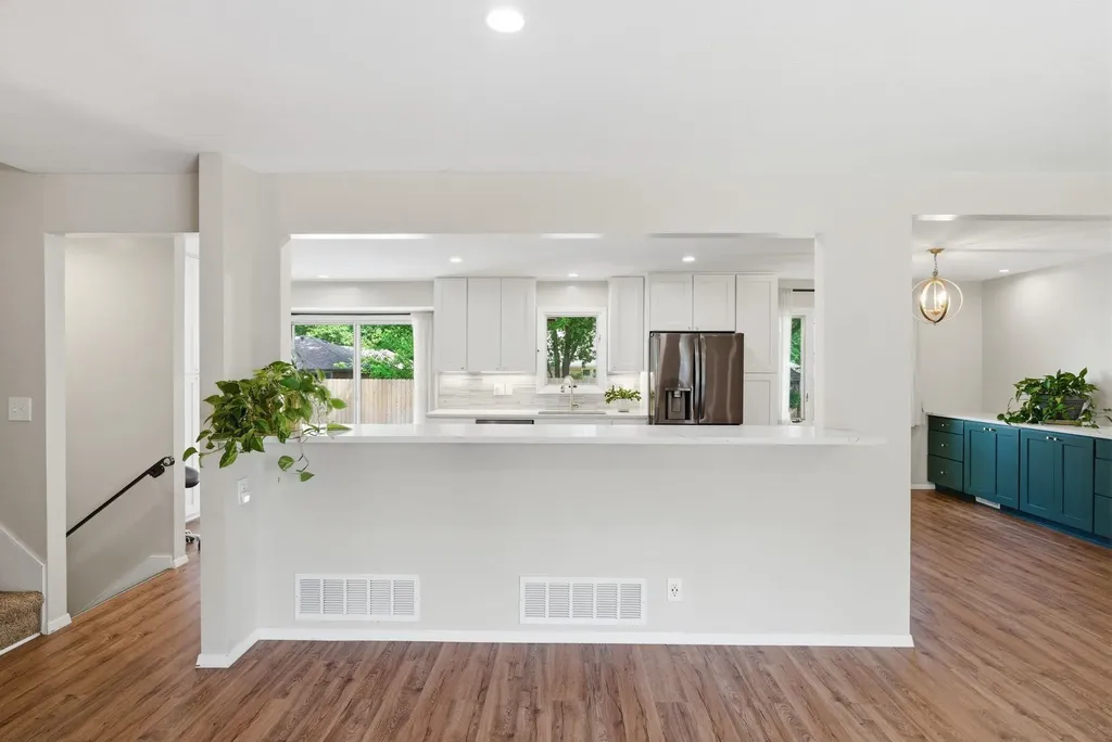 8300 E Brookhollow Wichita KS 67206