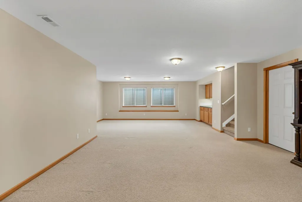 729 N Crest Ridge Wichita KS 67230
