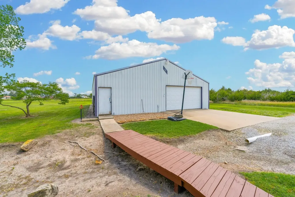 6017 W 73rd Street S Haysville KS 67060