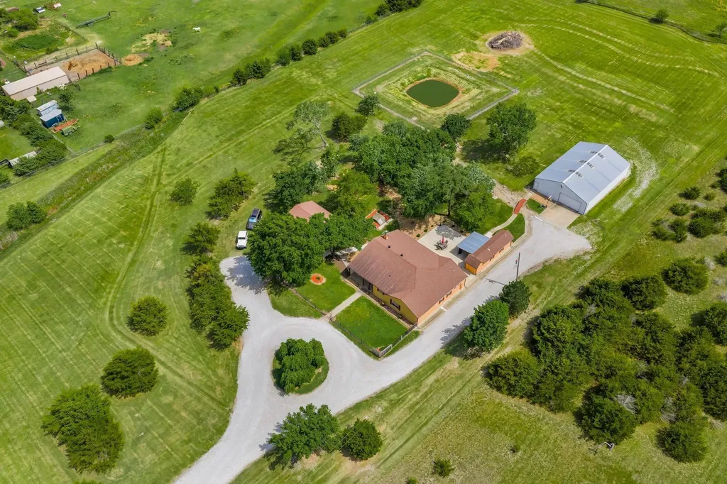 6017 W 73rd Street S Haysville KS 67060
