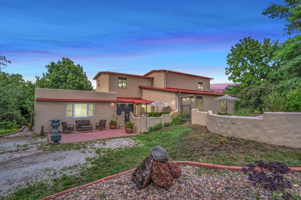 532 N Rock Road Newton KS 67114