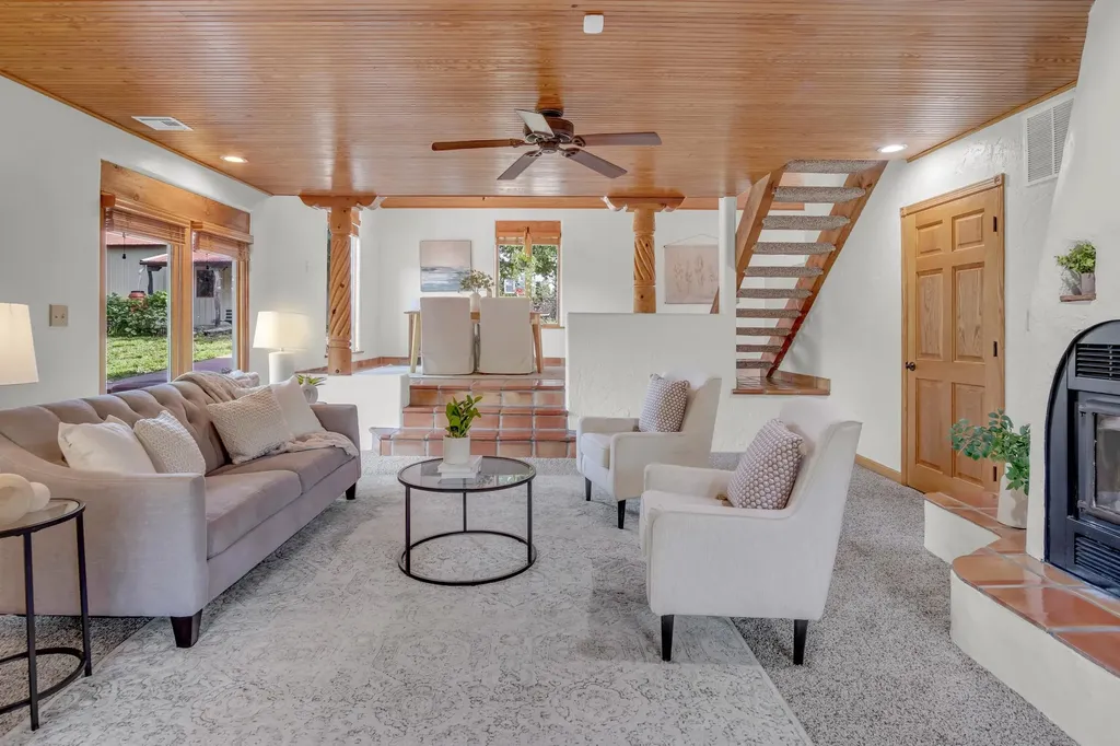 532 N Rock Road Newton KS 67114