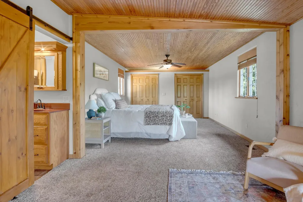 532 N Rock Road Newton KS 67114
