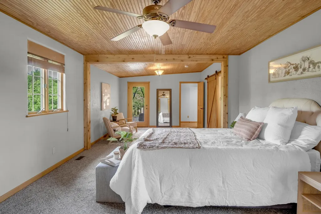532 N Rock Road Newton KS 67114