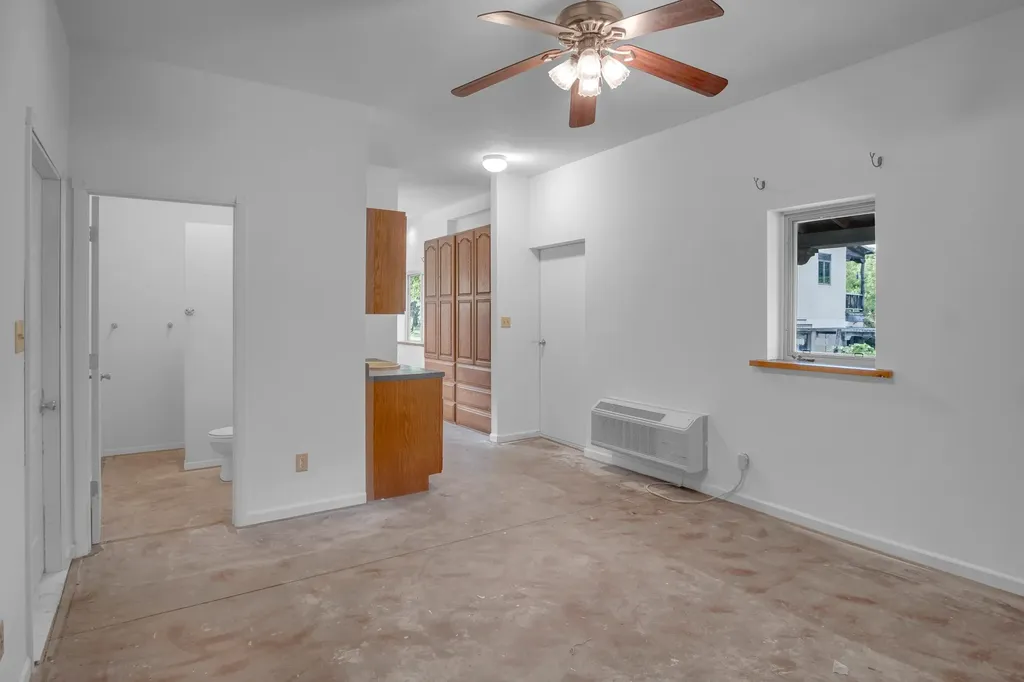 532 N Rock Road Newton KS 67114