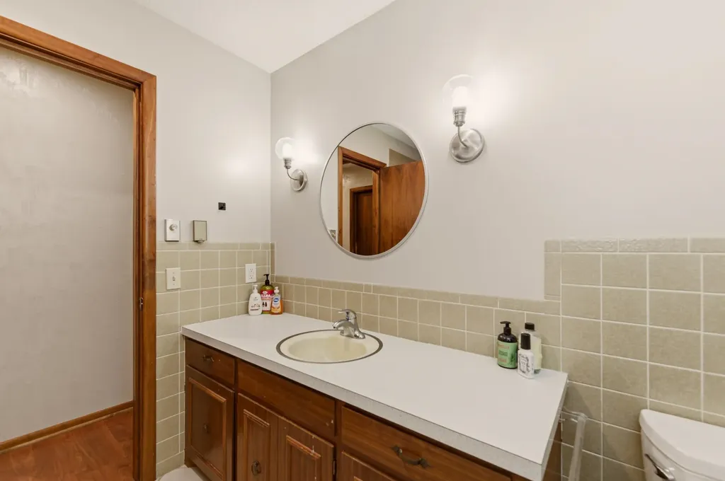 2805 N Richmond Avenue Wichita KS 67204