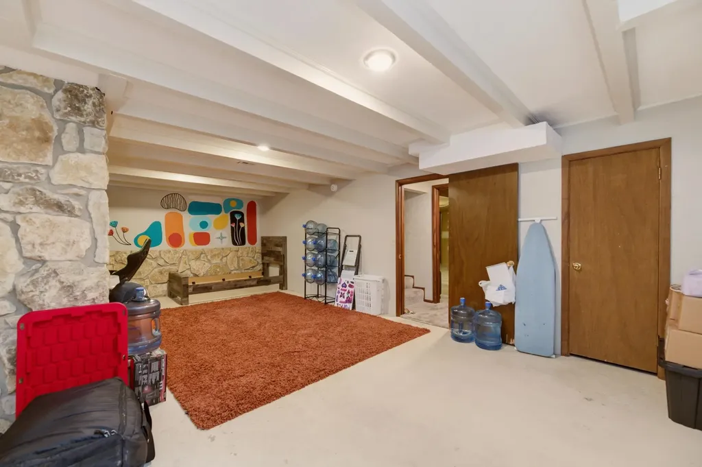 2805 N Richmond Avenue Wichita KS 67204