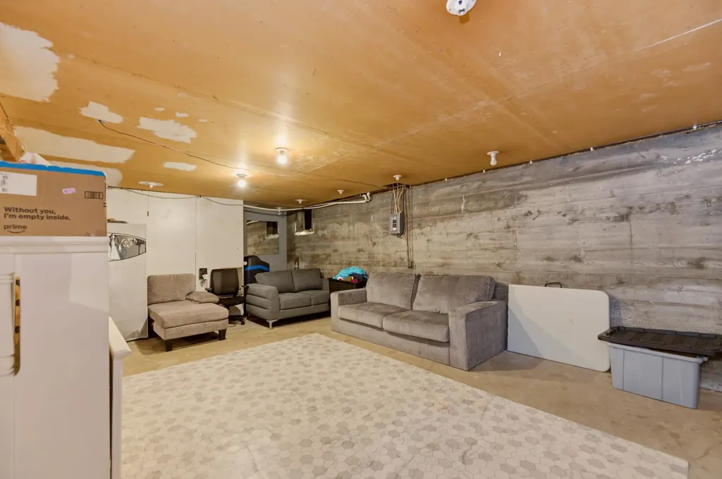 2805 N Richmond Avenue Wichita KS 67204