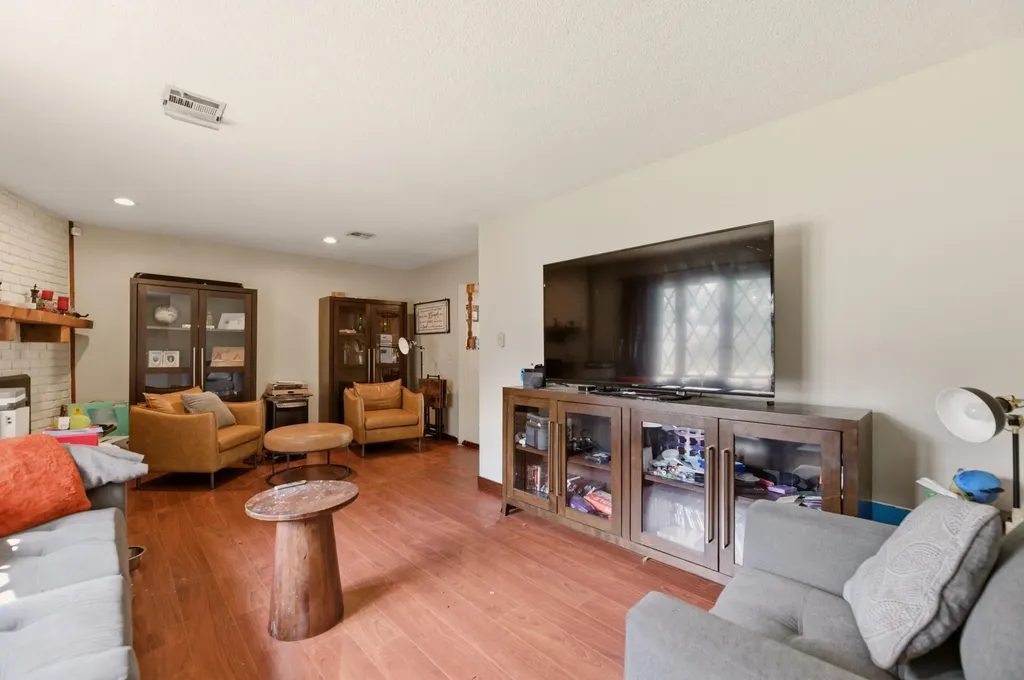 2805 N Richmond Avenue Wichita KS 67204