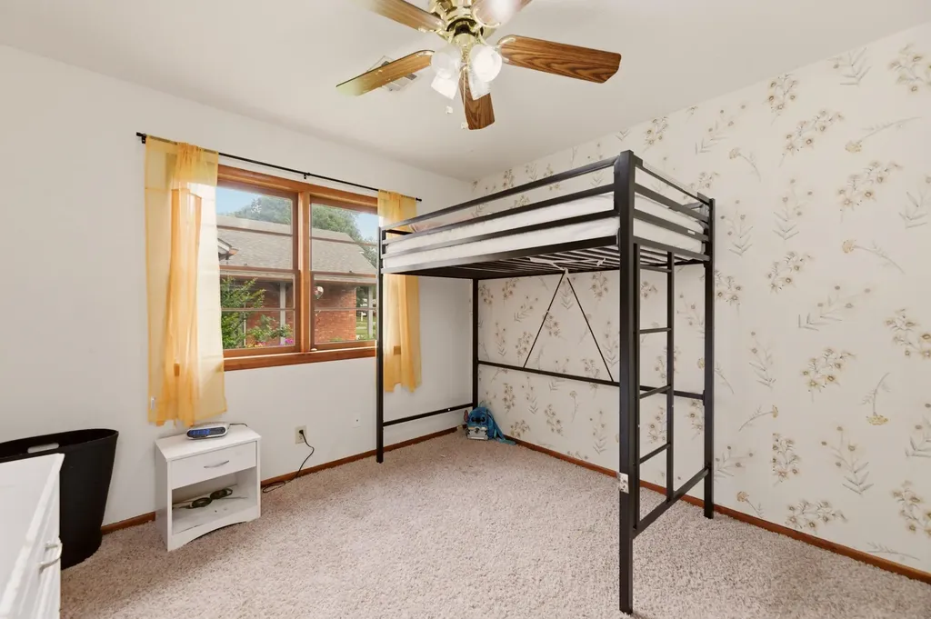 2805 N Richmond Avenue Wichita KS 67204
