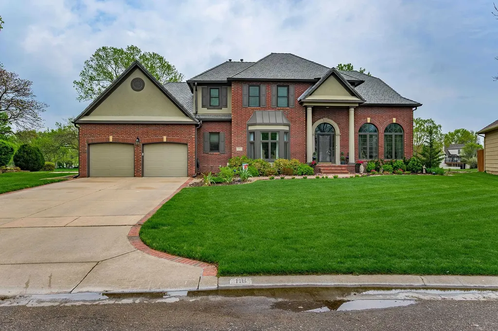 116 N Rainbow Lake Road Wichita KS 67235