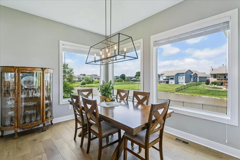 2407 N Lakeside Circle Andover KS 67002