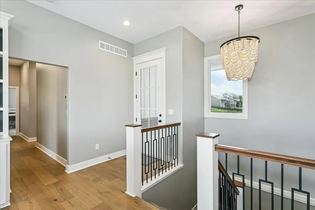 2407 N Lakeside Circle Andover KS 67002