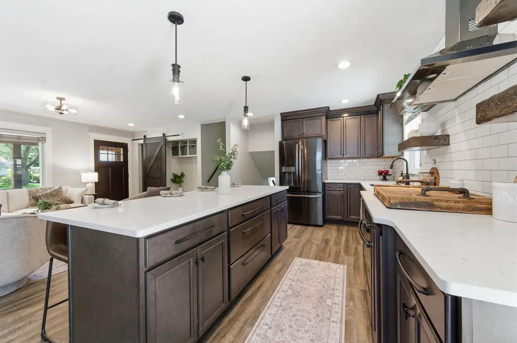 1921 N Gow Street Wichita KS 67203