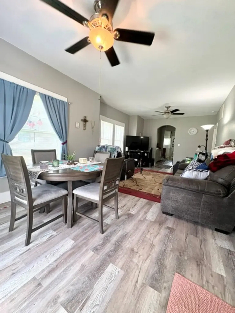 514 W Cave Springs Avenue El Dorado KS 67042