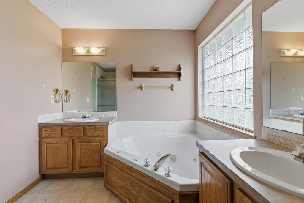 1835 S Covington Court Wichita KS 67209