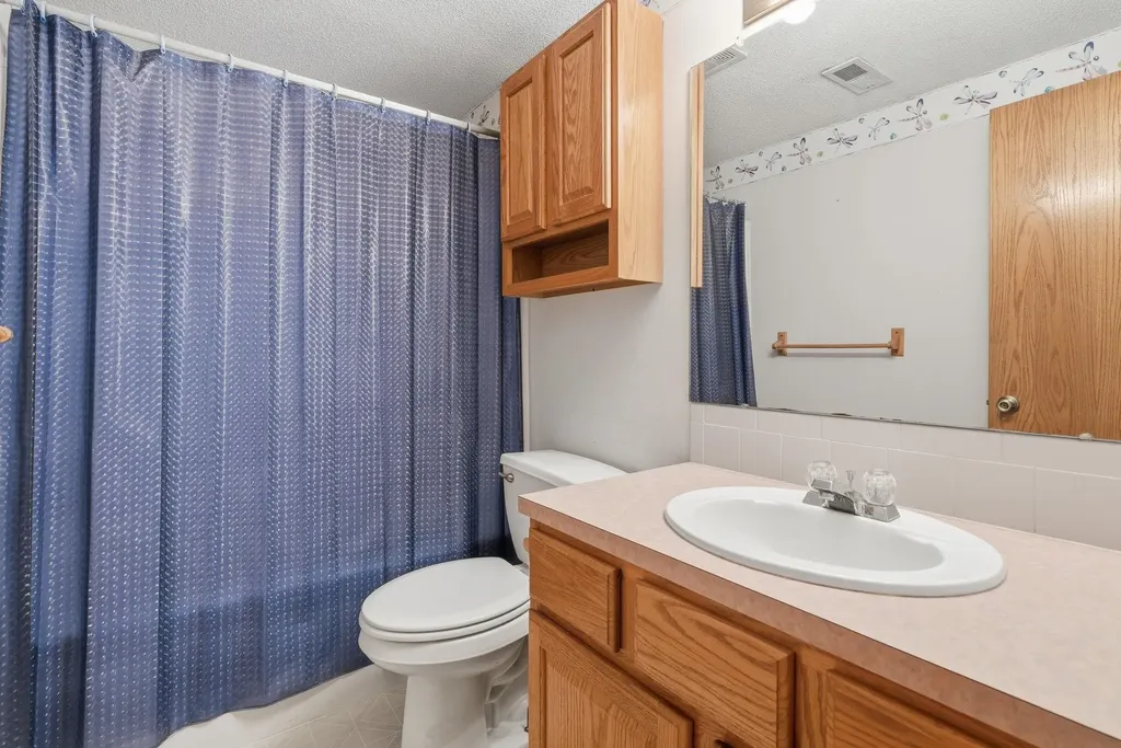 1835 S Covington Court Wichita KS 67209