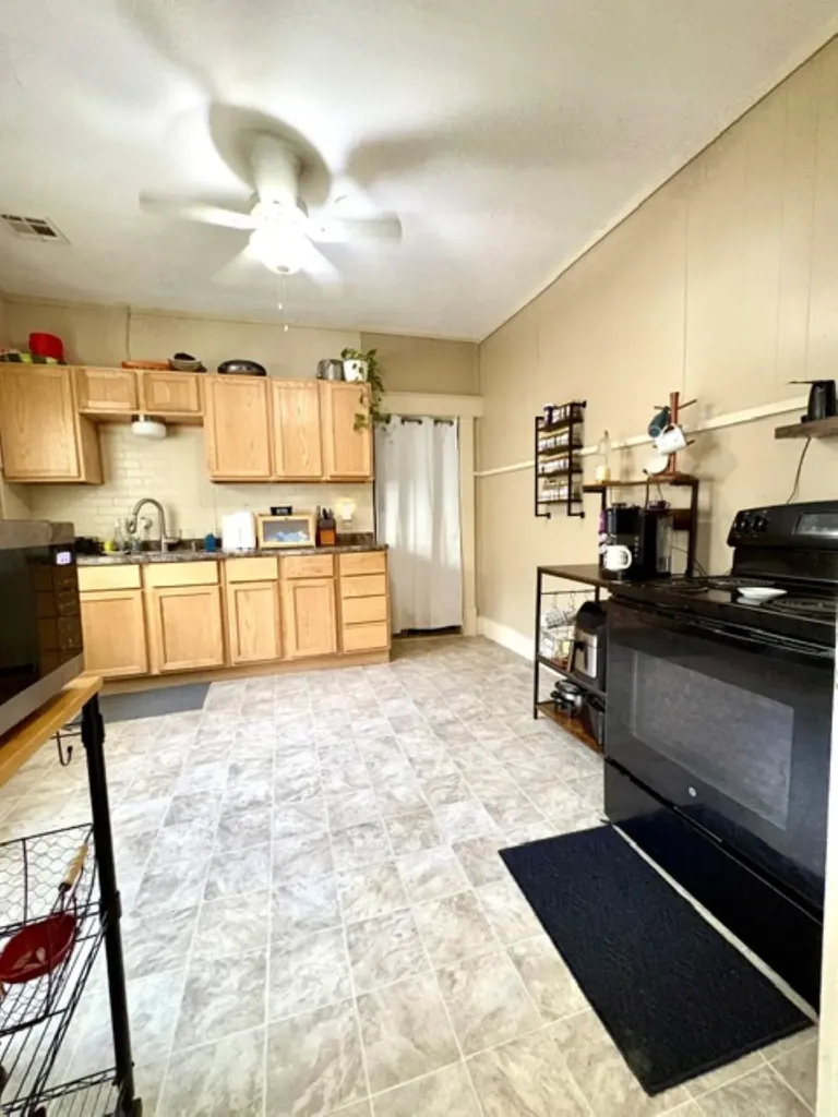 1218 W Central Avenue El Dorado KS 67042